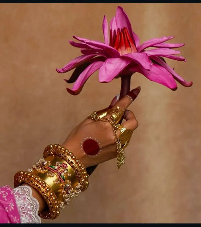 Fashion Meets Wellness: How Semi-Precious Jewellery Combines Style and Healing