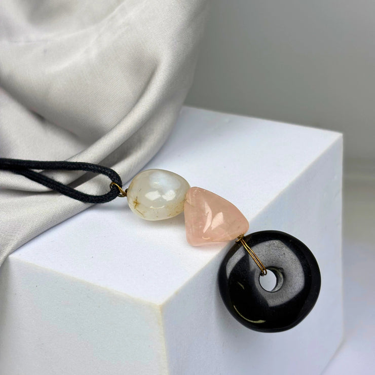 Black agate, rose quartz & natural baroque pearl necklace