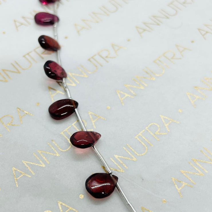 garnet_red_necklace_love_passion_peace_balance_calm_annutra