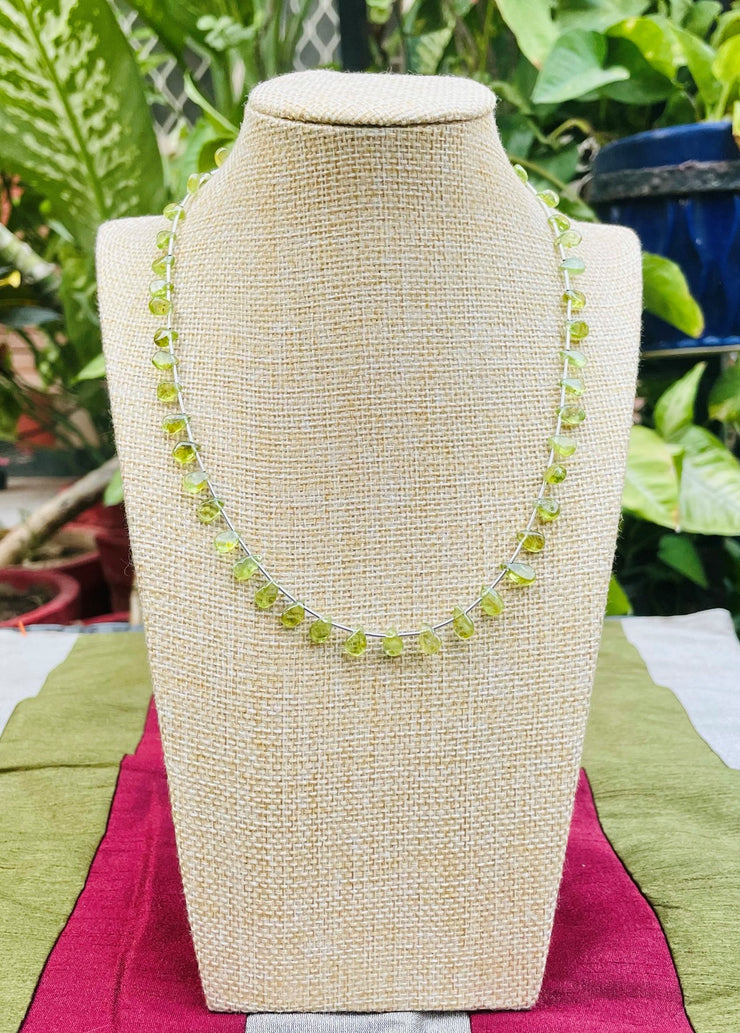 peridot_green_necklace_balance_absorb_protect_ground_shield_annutra
