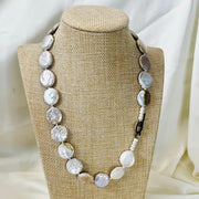 white_pearl_coin_necklace_cream_classy_pretty_annutra